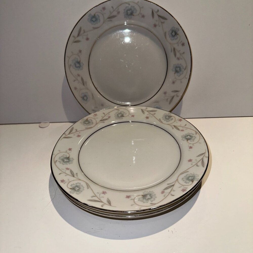 7861  2 EA 6 ½” ENGLISH GARDEN BREAD & BUTTER PLATE